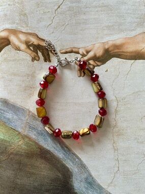 Red Crystals and Mother of Pearl  Beaded Bracelet